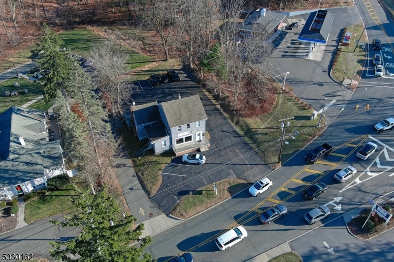 53 Woodport Rd