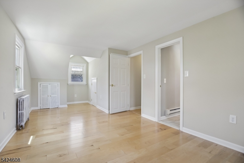 Chain O'Hills - Residential