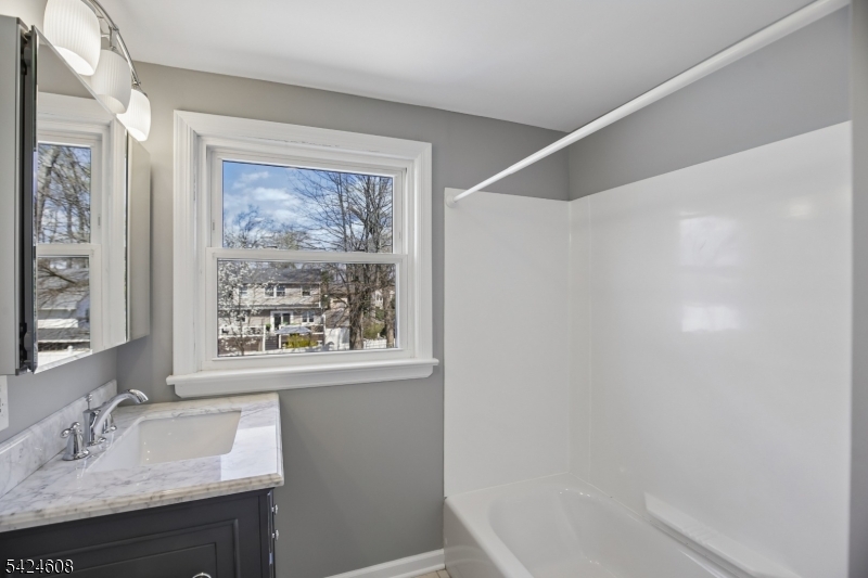 Chain O'Hills - Residential