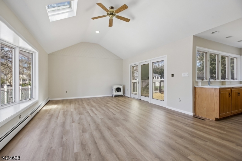 Chain O'Hills - Residential