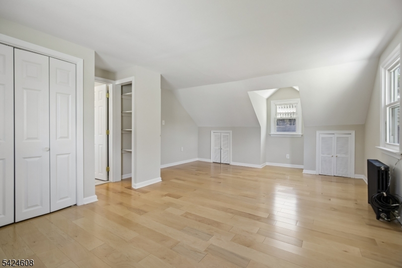 Chain O'Hills - Residential