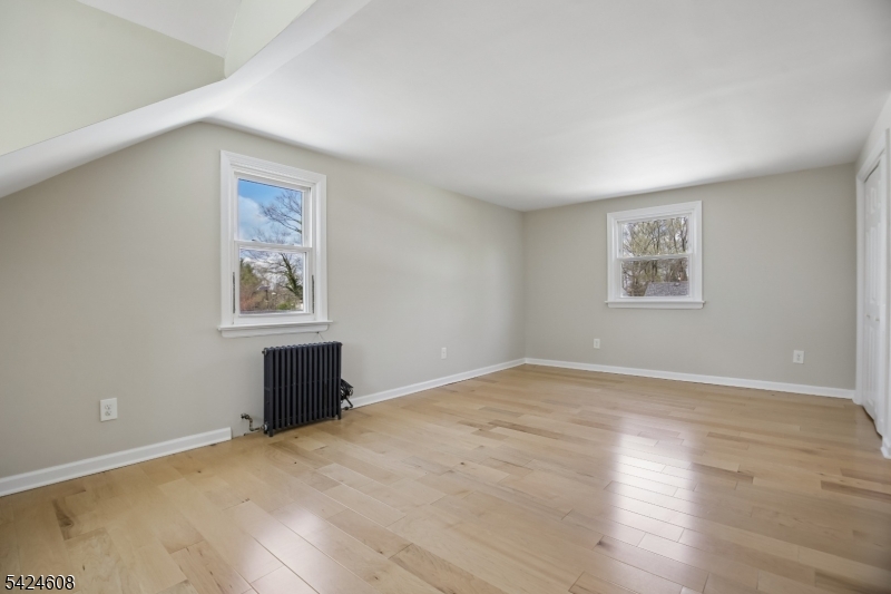 Chain O'Hills - Residential