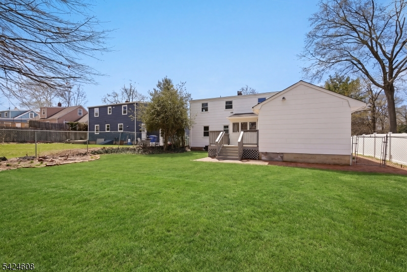 Chain O'Hills - Residential