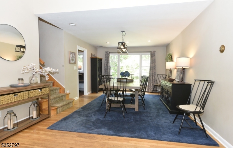 28 White Birch Ter