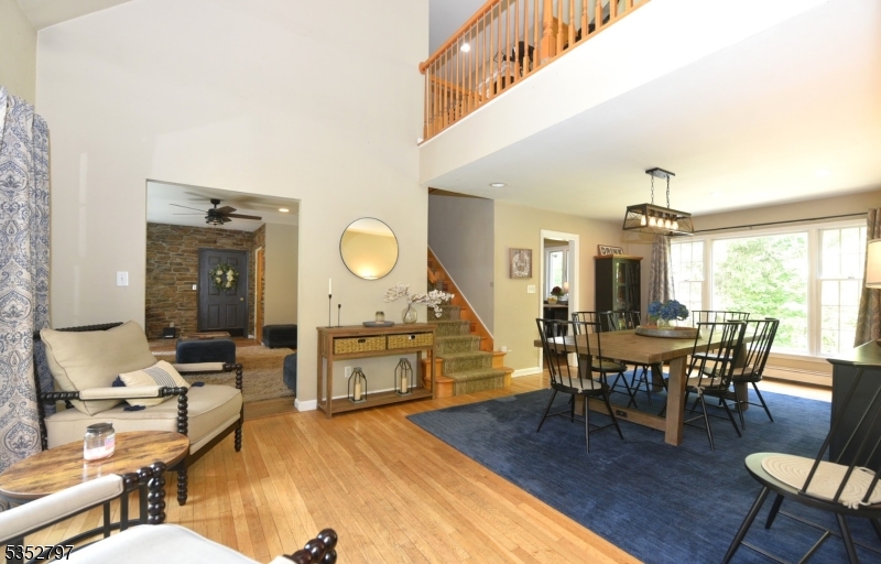 28 White Birch Ter