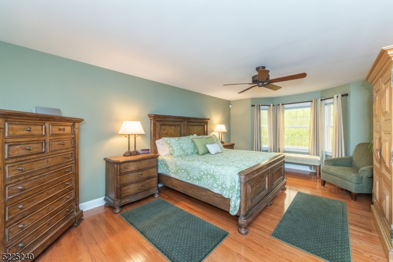 Squire Hill - Residential