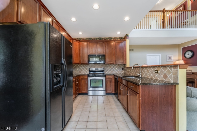 Greenwich Chase - Residential