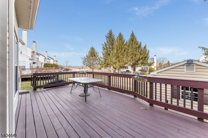 Greenwich Chase - Residential