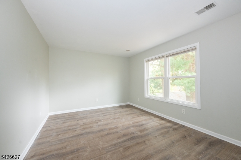 Lake Hiawatha - Residential Lease