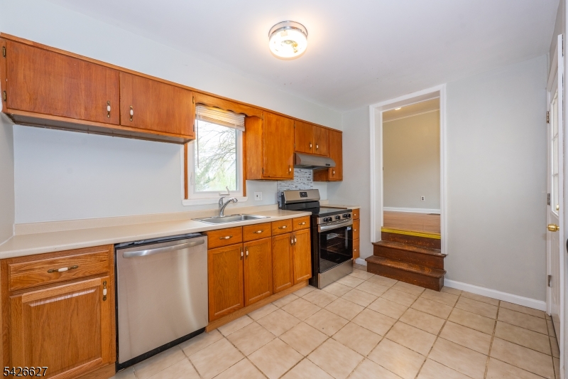 Lake Hiawatha - Residential Lease