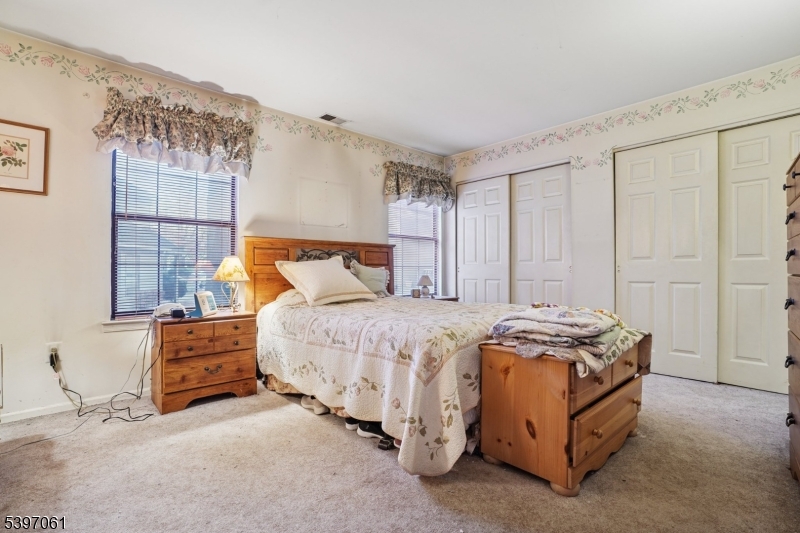 Woodbridge Commons - Residential