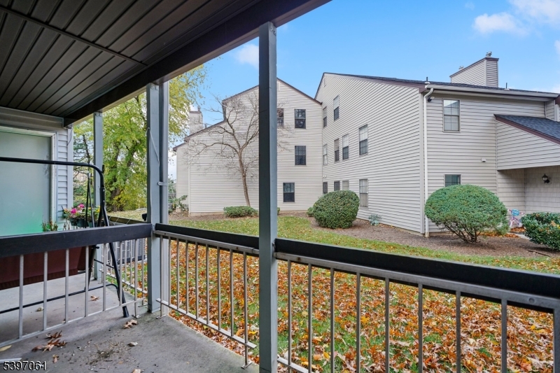 Woodbridge Commons - Residential