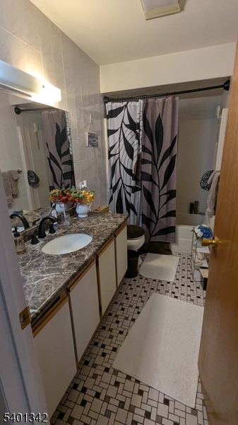 Plauderville Condominums - Residential