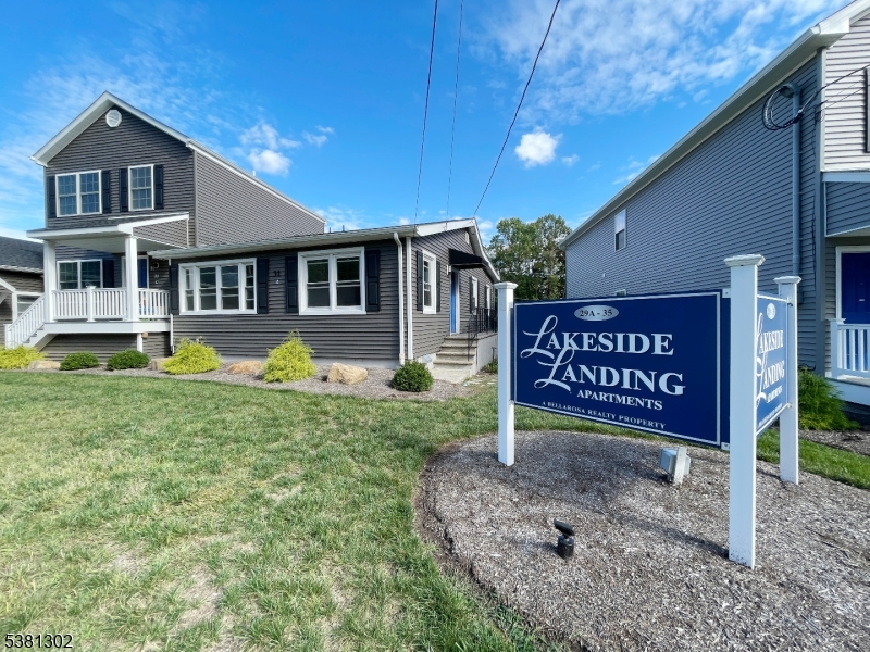 Lakeside Landing Apartments - Residential Lease