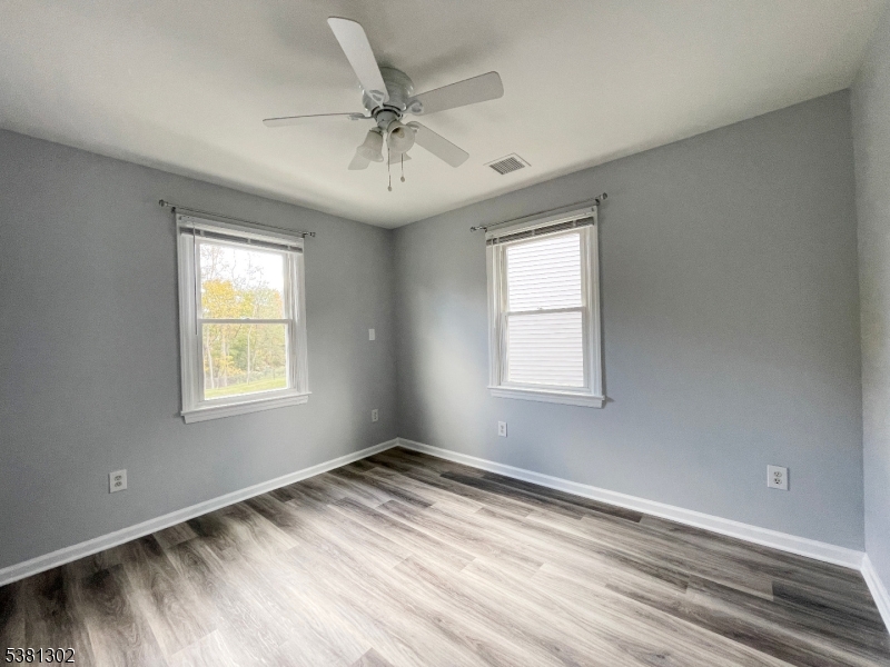 Lakeside Landing Apartments - Residential Lease