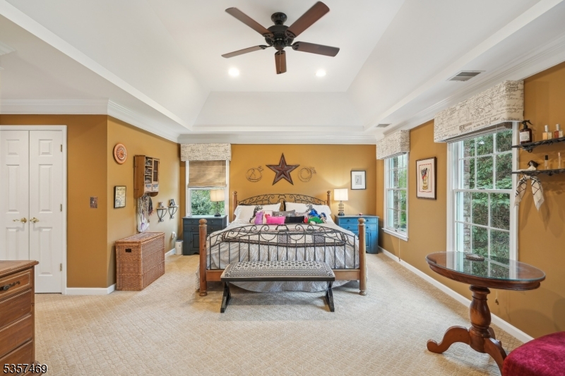 Ironia - Residential