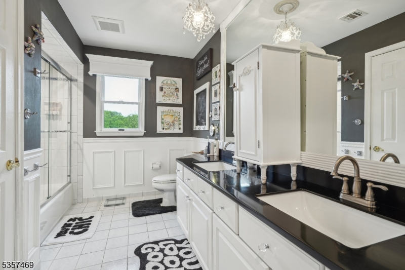 Ironia - Residential