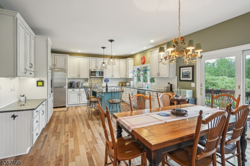 Ironia - Residential