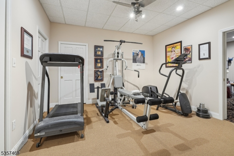 Ironia - Residential