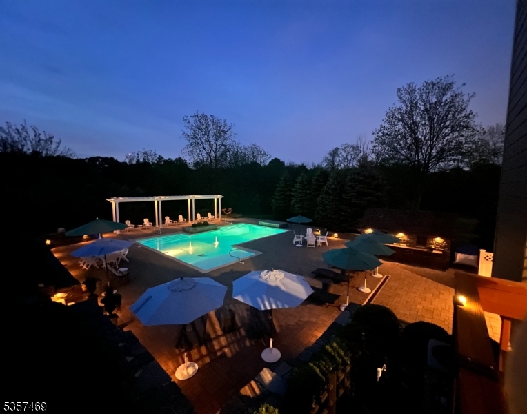 Ironia - Residential