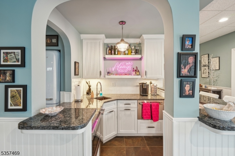 Ironia - Residential