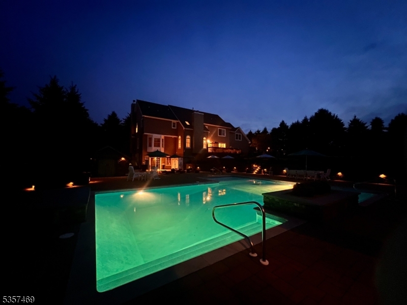 Ironia - Residential