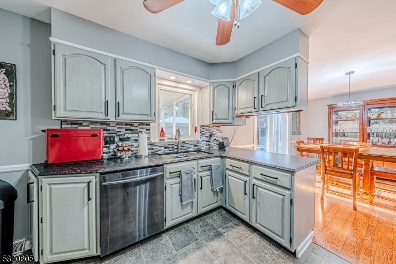 Lake Swannanoa - Residential