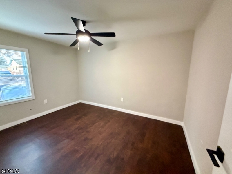 IN TOWN - Residential Lease