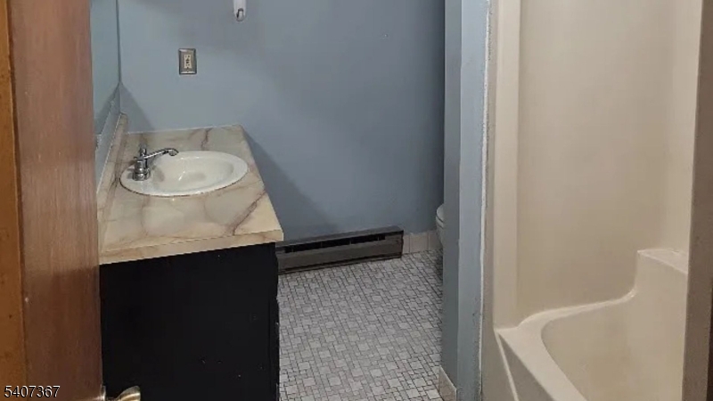 High Point Country Club - Residential Lease