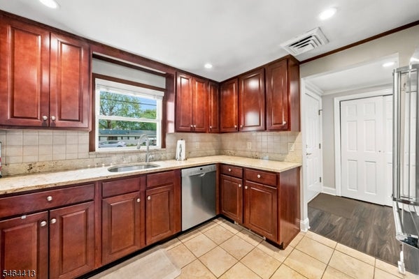 59 EAGLE DR, EMERSON, NJ 07630 - Image b4de40990a2b6aa87f4f6494b90bc734/357101467