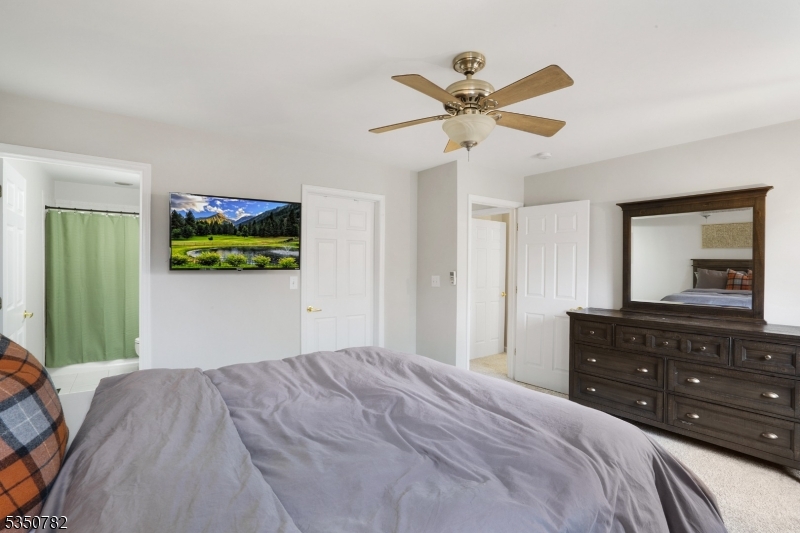 Ridgefield Commons - Residential