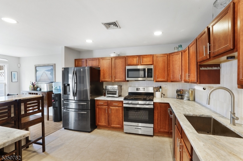 Ridgefield Commons - Residential