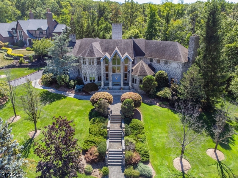 FOX HOLLOW - Residential