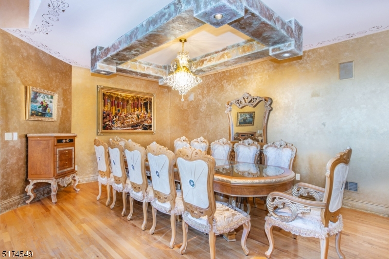 FOX HOLLOW - Residential