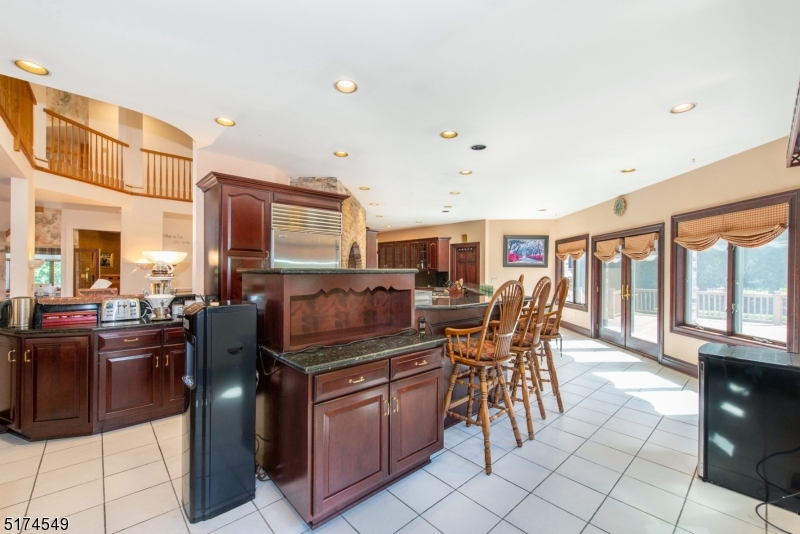 FOX HOLLOW - Residential