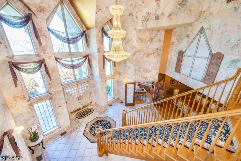 FOX HOLLOW - Residential