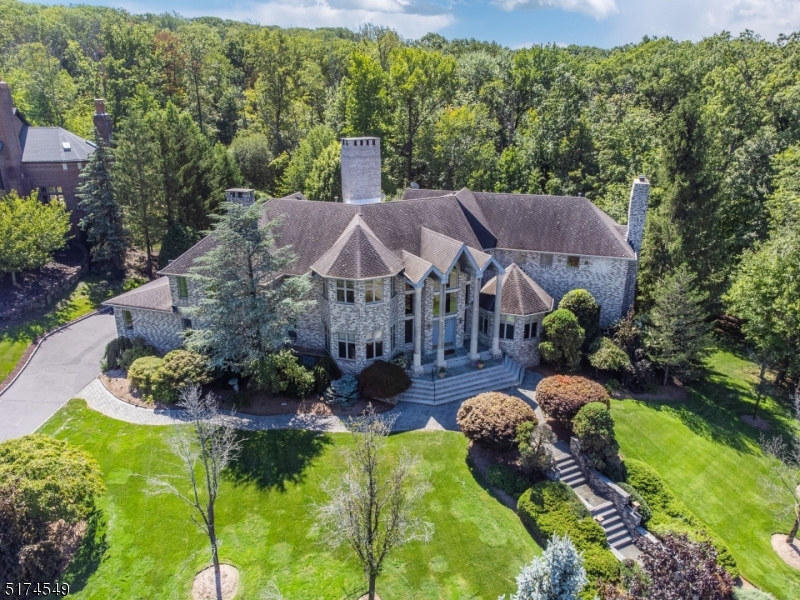 FOX HOLLOW - Residential