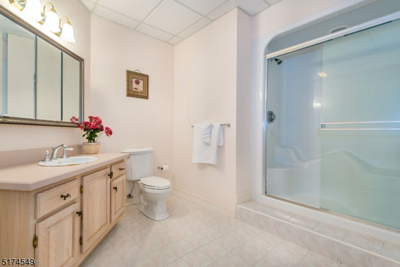 FOX HOLLOW - Residential