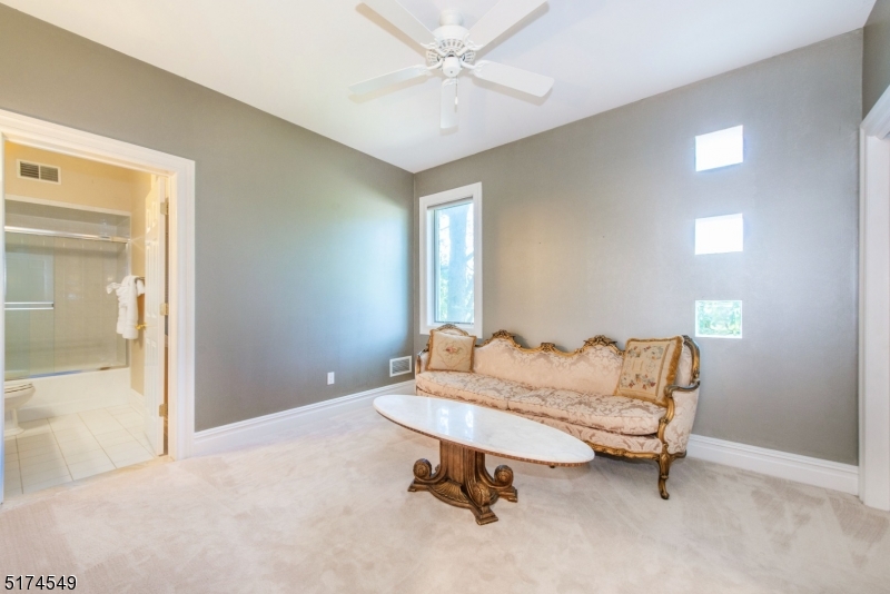 FOX HOLLOW - Residential