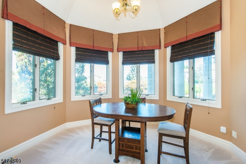 FOX HOLLOW - Residential