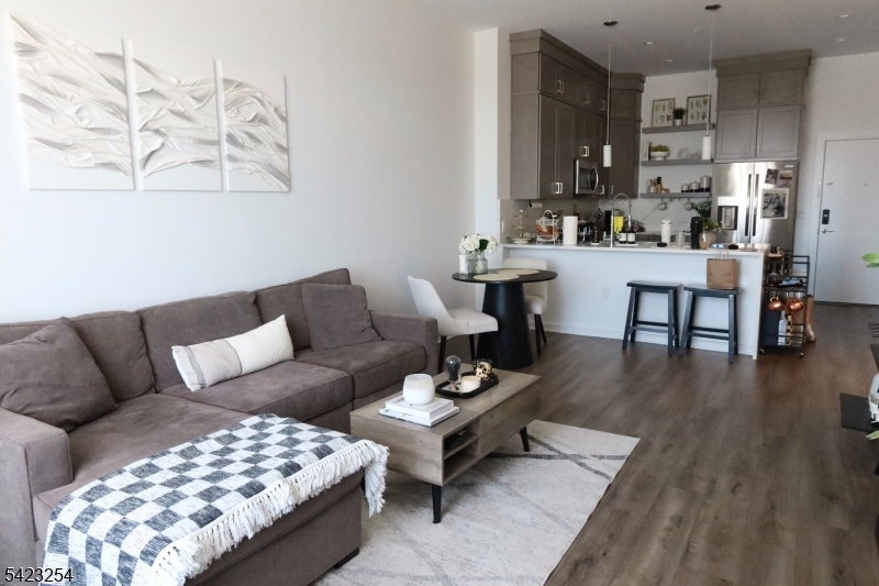 Skyview - Residential