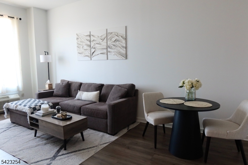 Skyview - Residential