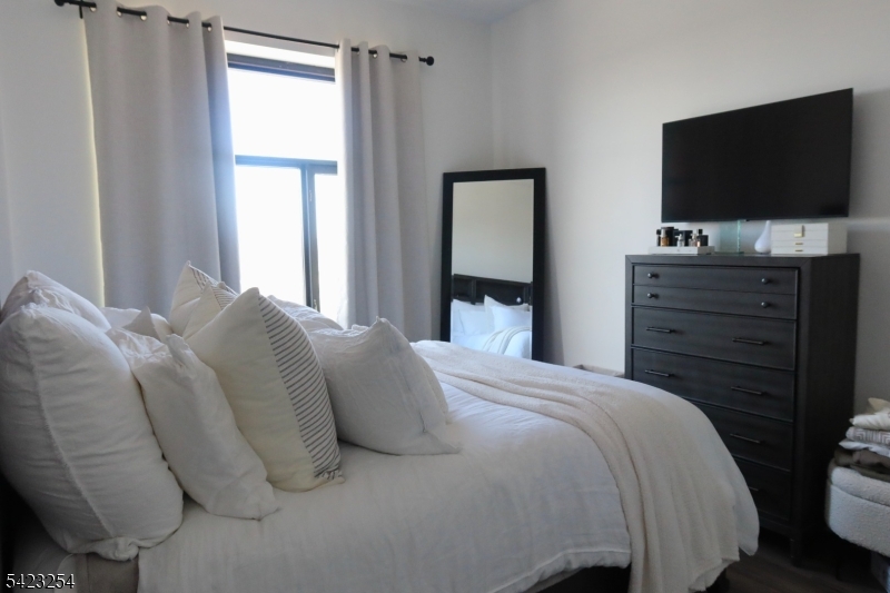 Skyview - Residential