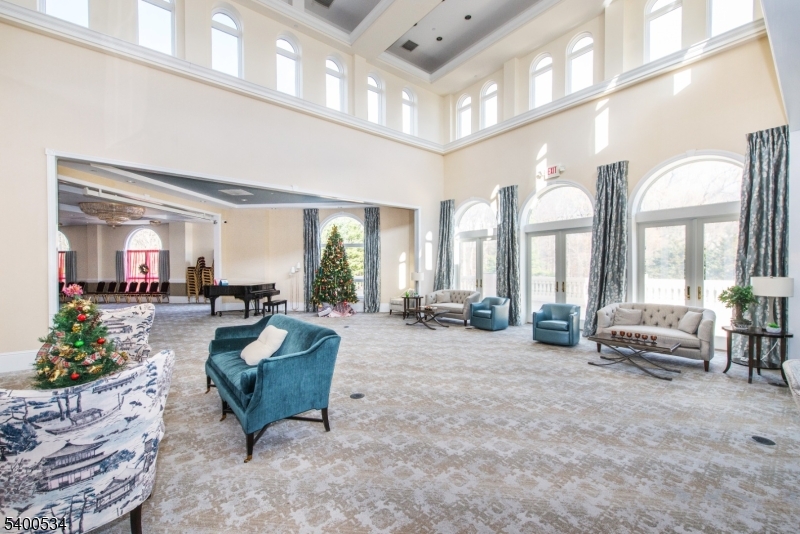 Fox Hills - Residential