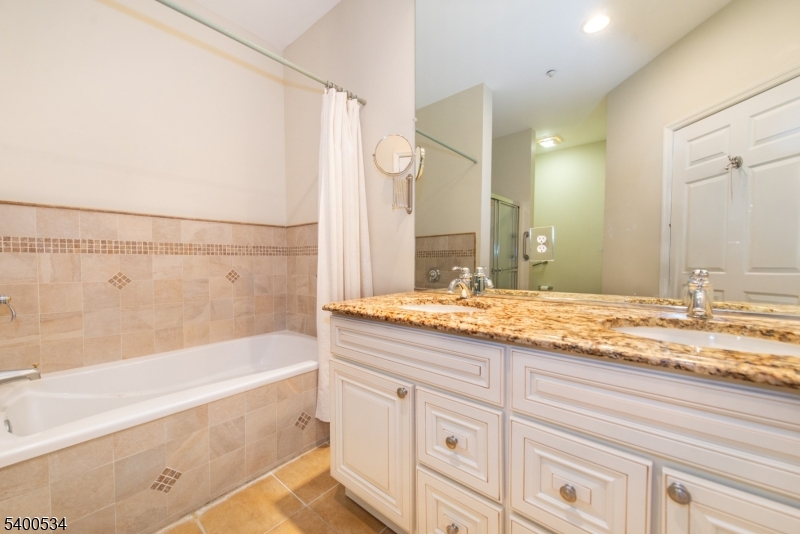 Fox Hills - Residential