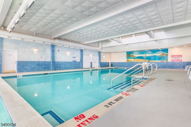 Fox Hills - Residential