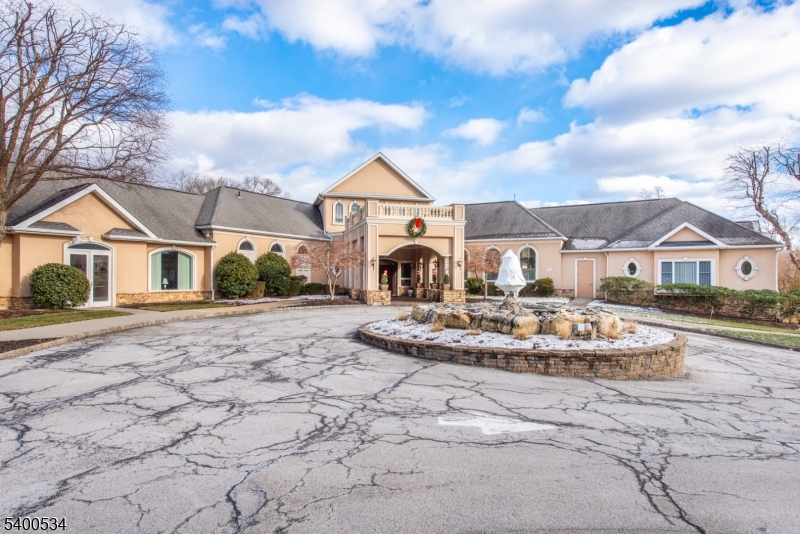 Fox Hills - Residential