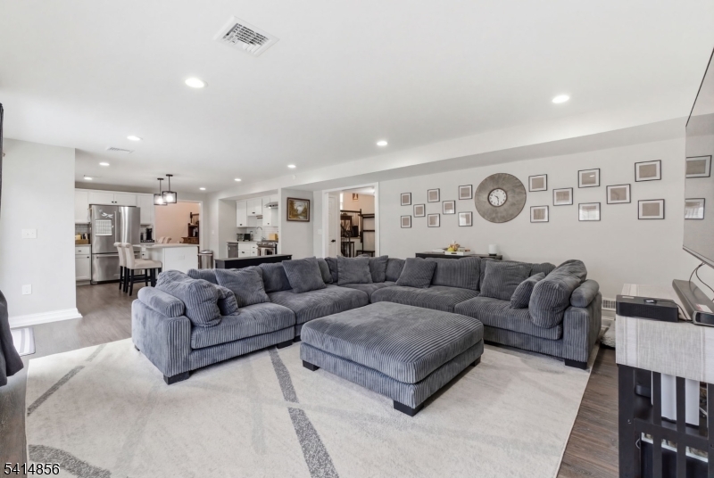 Rebel Hill - Residential