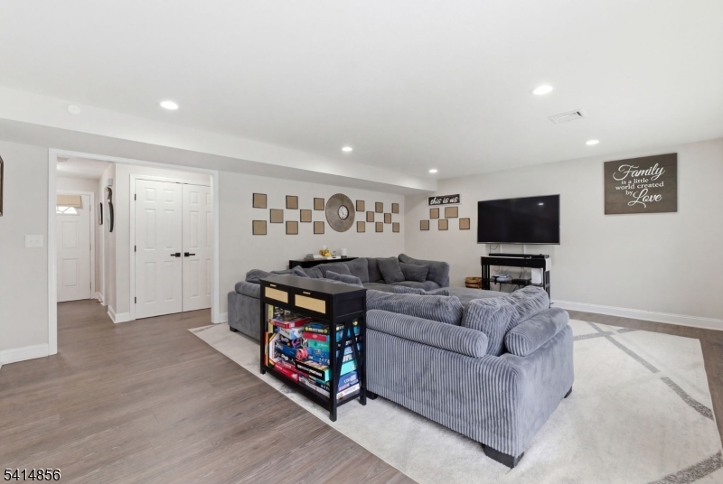 Rebel Hill - Residential