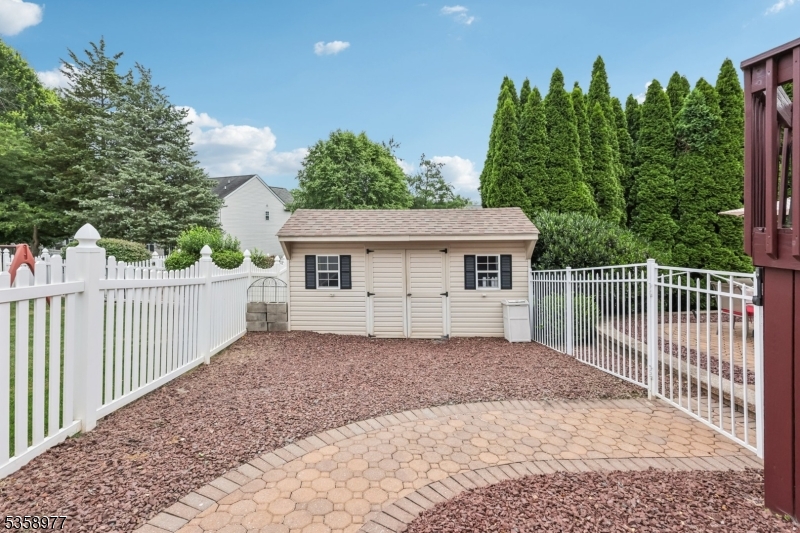 Franklin Twp., New Jersey 08540, United States, 4 Bedrooms Bedrooms, ,4 BathroomsBathrooms,Residential,Active,161870